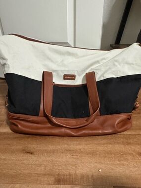 LOVEVOOK Navy, brown  & Cream weekender travel bag / like new condition